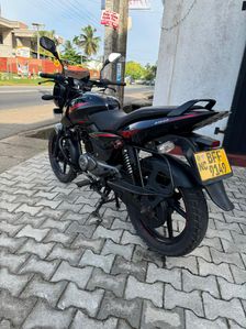 Bajaj Pulsar 150 2017
