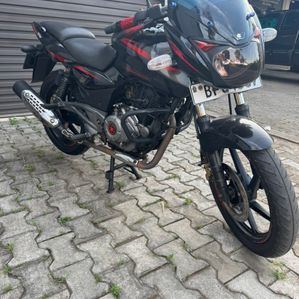 Bajaj Pulsar 180 2020 - Image 2