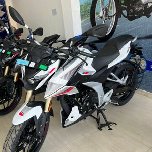 Bajaj Pulsar N160 2025 - Image 2