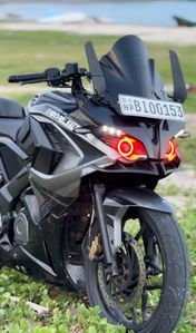 Bajaj Pulsar RS200 2021