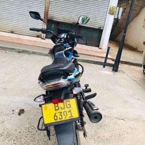 Bajaj Discover 125 2024 - Image 2