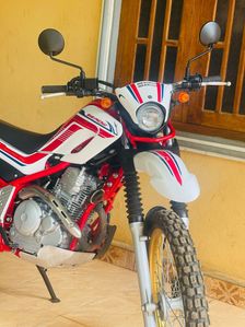 Yamaha Serow 250 2023