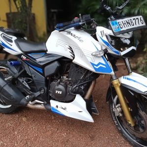 TVS Apache RTR 200 2019 - Image 3