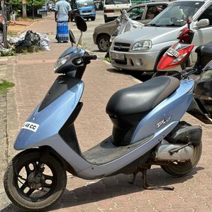 Honda Dio 2006 - Image 2