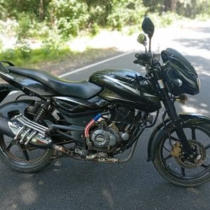 Bajaj Pulsar 150 2018 - Image 3