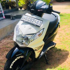 Honda Dio 2015 - Image 2