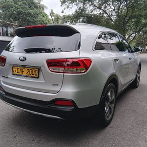 Kia Sorento 1 TO 24 2015 - Image 3