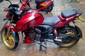 TVS Apache 2017