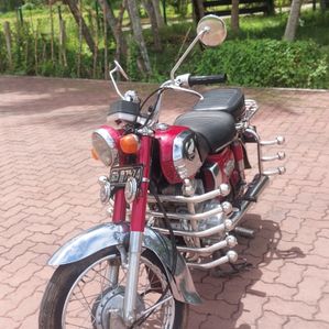 Honda CD 200 1990 - Image 2