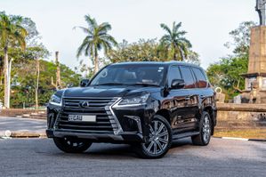 Lexus LX570 Aussi spec 2016