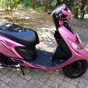 TVS Zest 2015 - Image 3