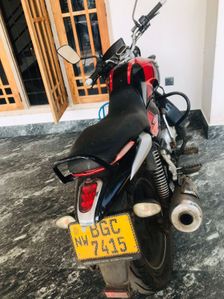 Bajaj V15 2016