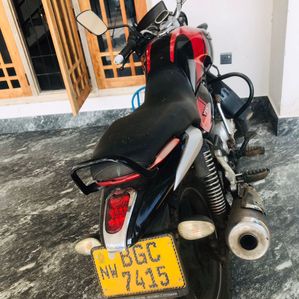 Bajaj V15 2016 - Image 2