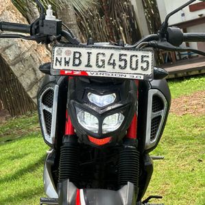 Yamaha FZS V3 Matte Black 2020 - Image 2