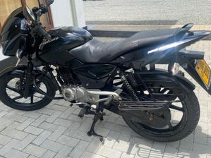Bajaj Pulsar 150 2015
