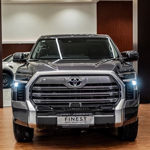 Toyota TUNDRA LIMITED 2024 - Image 3