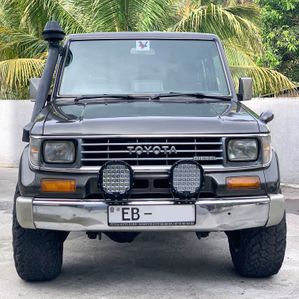 Toyota Land Cruiser Prado LJ79 1991 - Image 2