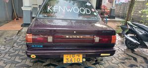 Nissan Sunny 1989