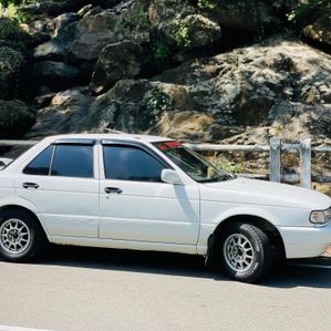 Nissan Sunny 1991 - Image 2