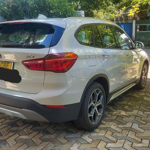 BMW X1 F 48 2016 - Image 2