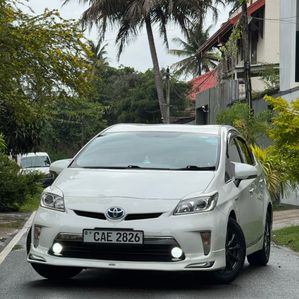 Toyota Prius S Limited 2014 - Image 3