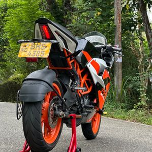 KTM RC 200 2019 - Image 2