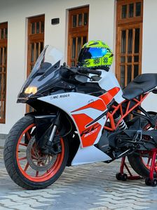 KTM RC 200 2019