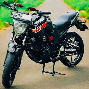 Yamaha FZ V1 2009 - Image 2
