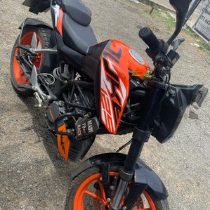 KTM Duke 125 2020 - Image 2