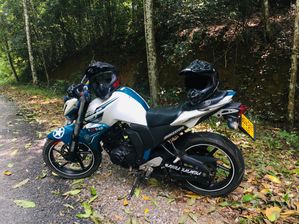 Yamaha FZ 2016