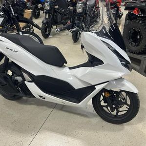 Honda PCX PCX160 2025 - Image 2