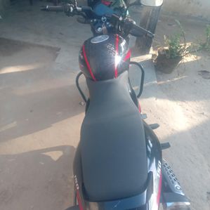 Bajaj Pulsar 150 2011 - Image 3