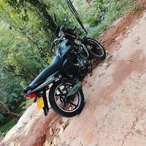 Bajaj Platina 2011 - Image 2