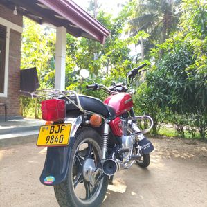 Suzuki GN 125 2024 - Image 2
