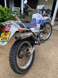 Yamaha Serow XT225 1999