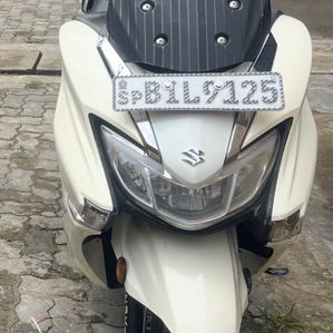 Suzuki Burgman 2020 - Image 2