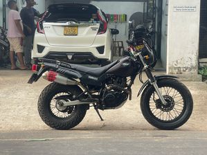 Yamaha TW 2017