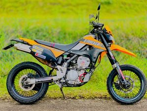 Kawasaki D Tracker 2009