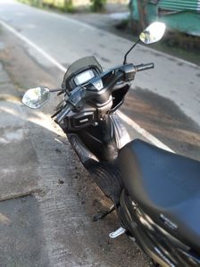 Suzuki Burgman 2018