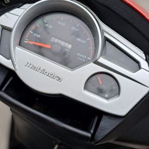 Mahindra Gusto 2018 - Image 3