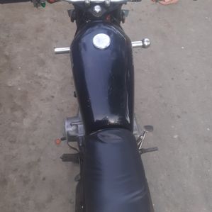 Honda CB 125 1997 - Image 2