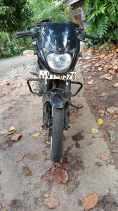 Bajaj Pulsar 180 2011