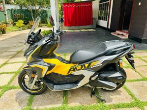 Honda ADV 150 160 2023