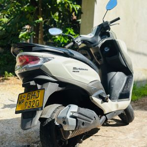 Suzuki Burgman 125 2018 - Image 2
