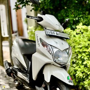 Honda Dio 2017 - Image 3