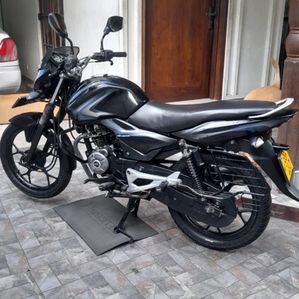 Bajaj Discover 2014 - Image 2