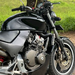 Honda Hornet 2004 - Image 2