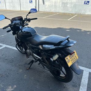 Bajaj Pulsar 150 2012 - Image 2