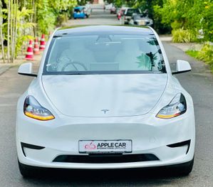 Tesla Model Y Premium Edition 2024