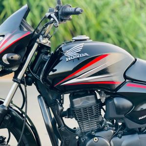 Honda CB Shine 2014 - Image 2